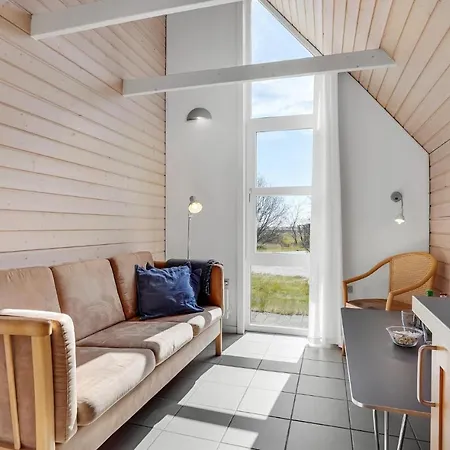 Gorgeous In With Kitchen